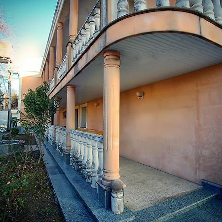 Apartment Gardenia Kutaisi Exterior photo