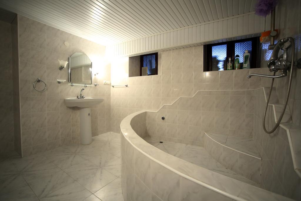 Apartment Gardenia Kutaisi Exterior photo